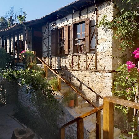 Demeter Rose Stonehouse Pansion Apartman Antalya Kültér fotó