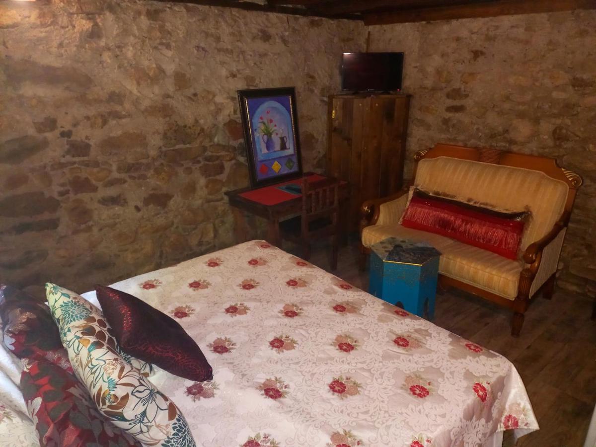 Demeter Rose Stonehouse Pansion Apartman Antalya Kültér fotó